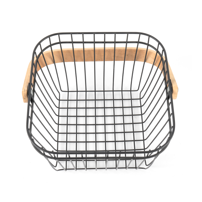 Metallum Mesh Basket cum ligneo manubrium at