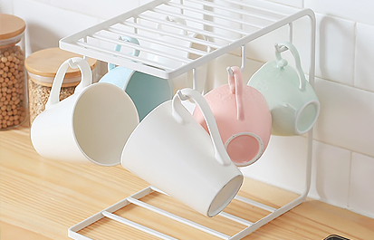 Quam eligere metalli eculeo ad culinam scyphi